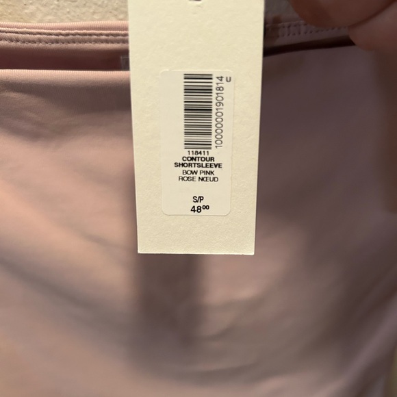 Aritzia Contour Blush Pink Shortsleeve Top - Picture 4 of 4